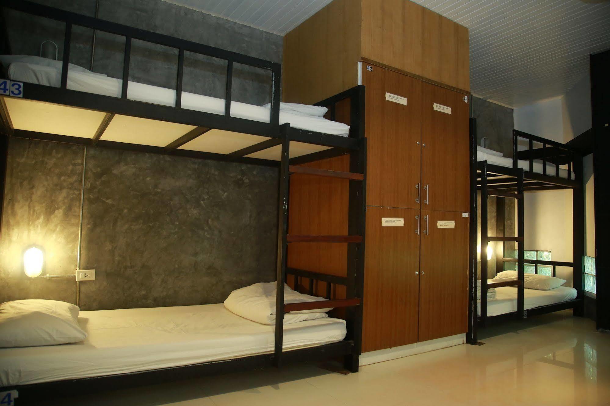 Oyo 585 Freedom Hostel @ Phi Phi מראה חיצוני תמונה