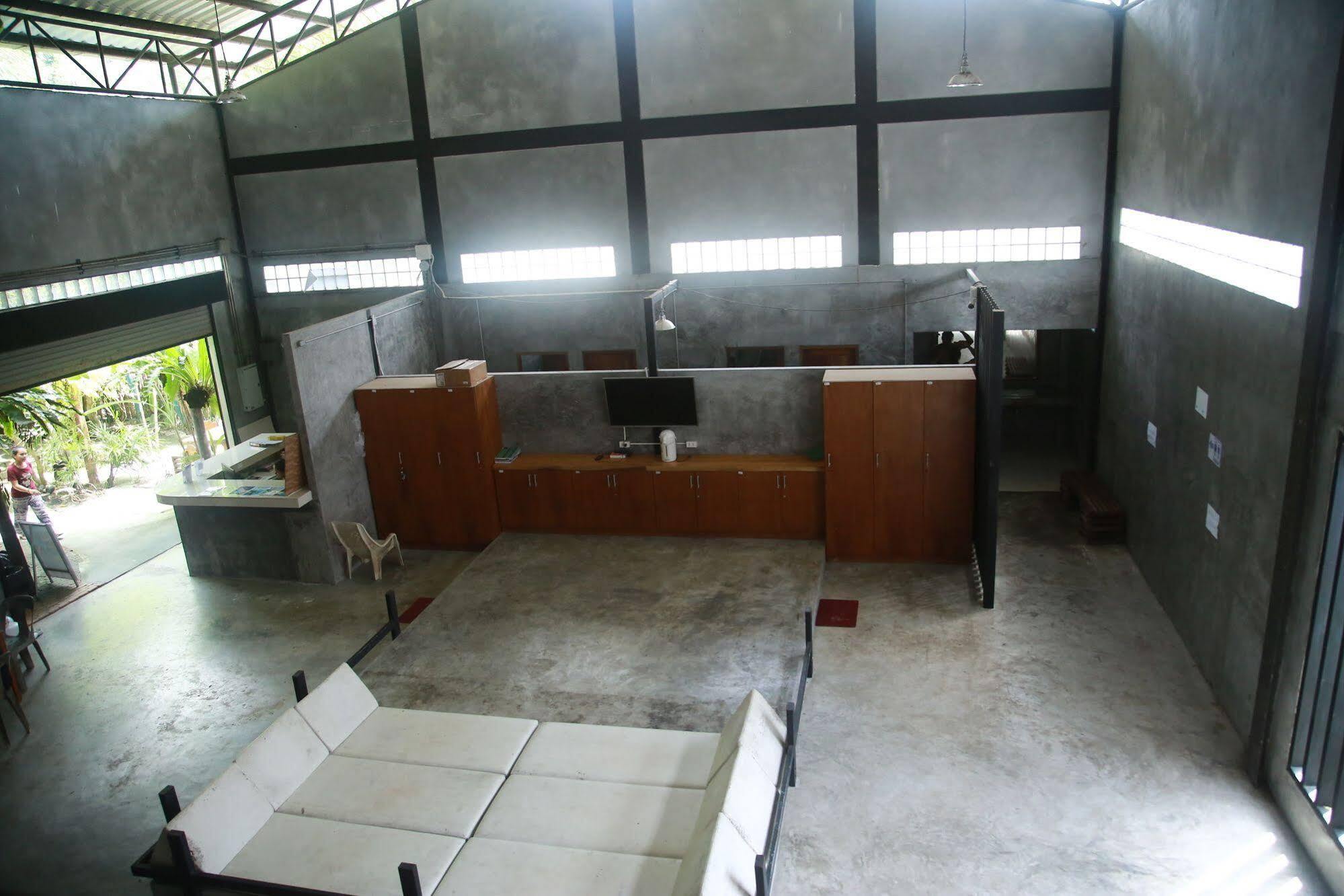 Oyo 585 Freedom Hostel @ Phi Phi מראה חיצוני תמונה