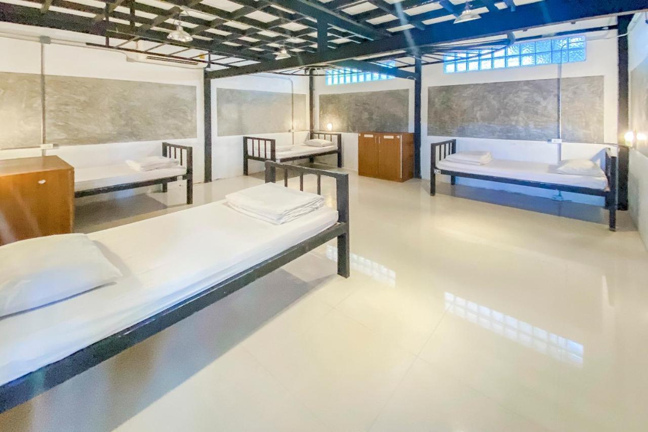Oyo 585 Freedom Hostel @ Phi Phi מראה חיצוני תמונה