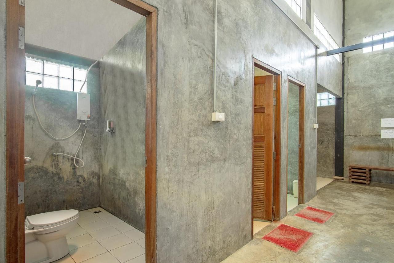 Oyo 585 Freedom Hostel @ Phi Phi מראה חיצוני תמונה